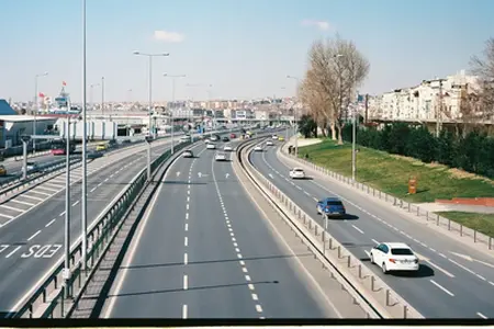 Autopistas búlgaras y todo lo que necesitas saber sobre la compra de la viñeta para 2026